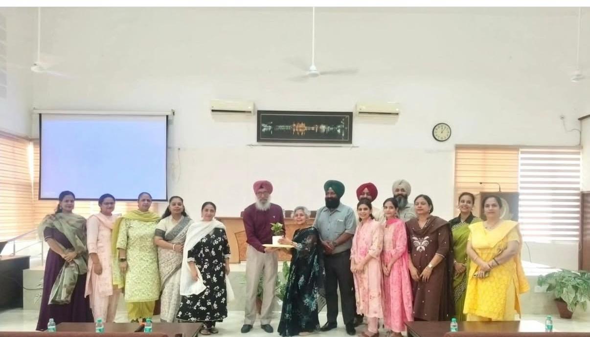 Felicitation of Dr Jyoti Seth, former Principal, Government College of Commerce, Sector 50, Chandigarh, at the Gender Sensitization Programme (23 August 2025).